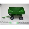 Image 3 : Ertl John Deer Frontier Metal Grain Wagon (Box 8 1/4" Long)
