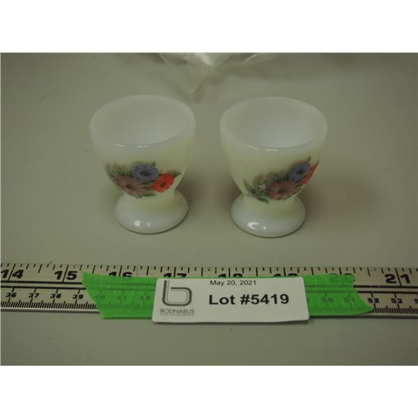 (2X THE MONEY) Vintage Egg Cups (2)