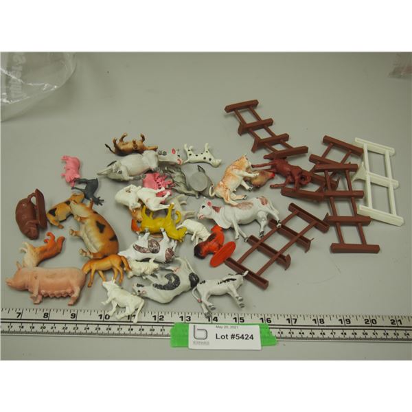 Vintage Kids Farm Animals Plastic