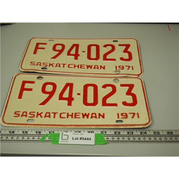 1971 Pair of Sask Licence Plates