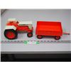 Image 4 : Ertl Case 1030 Tractor and Ertl Case Wagon (Repainted, As Is)