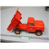 Image 5 : Tonka Dump Truck (13.5" Long)