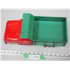 Image 2 : Tonka Toys Red & Green Dump Truck (13" Long)