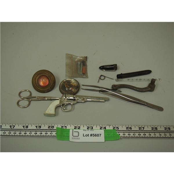 Lot of Vintage Items