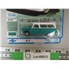 Image 2 : Auto World Muscle Trucks 1965 Chevy Suburban 1/64 (NIB)