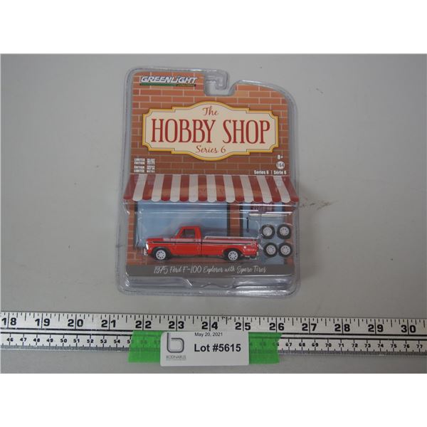 Green Light Collectibles, 1975 Ford F100 With Spare Tires 1/64 (NIB)
