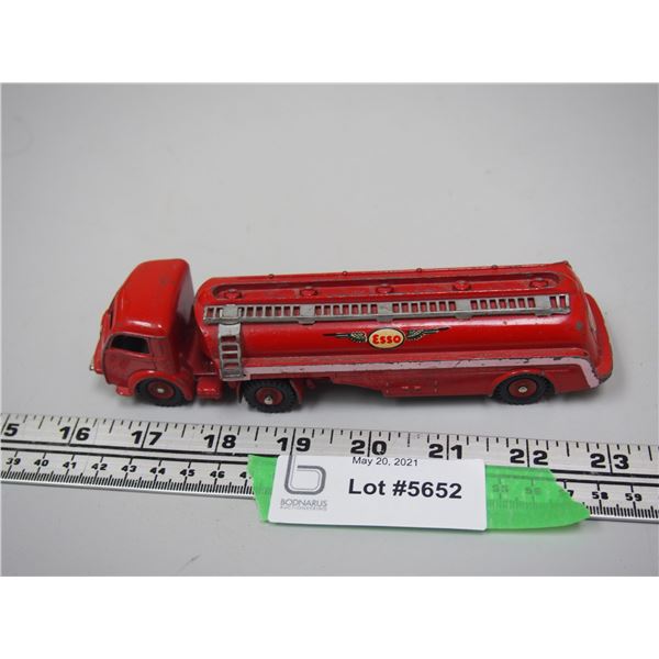 Dinky Toys Esso Semi Tanker Citerne Titan 32L (7" L)