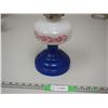 Image 2 : Vintage Blue, White and Red Oil Lamp With Shade