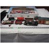 Image 3 : Dickensville Express Collectible Christmas Train in Box (Not Tested)