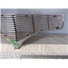 Image 3 : 1940's Ford or Chevy Grill (32 1/4" L)