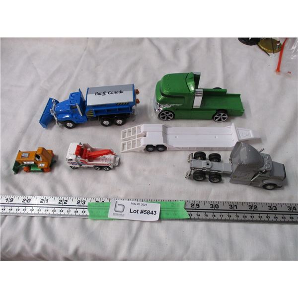 Lot of Small Toys
