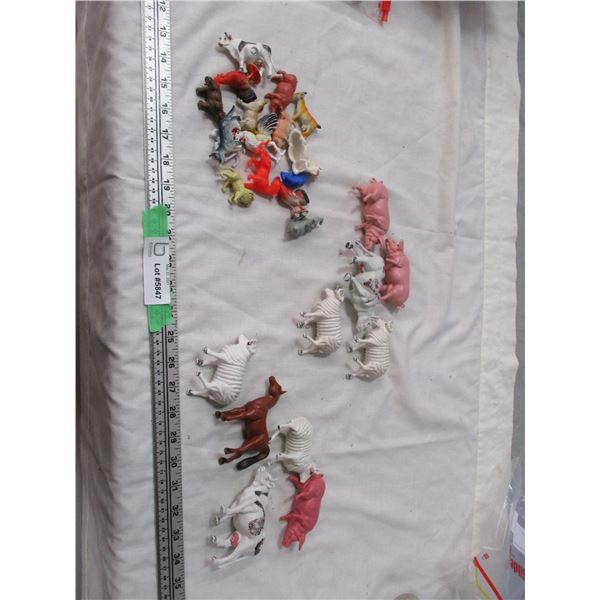 (3X THE MONEY) Toy Animal Figures