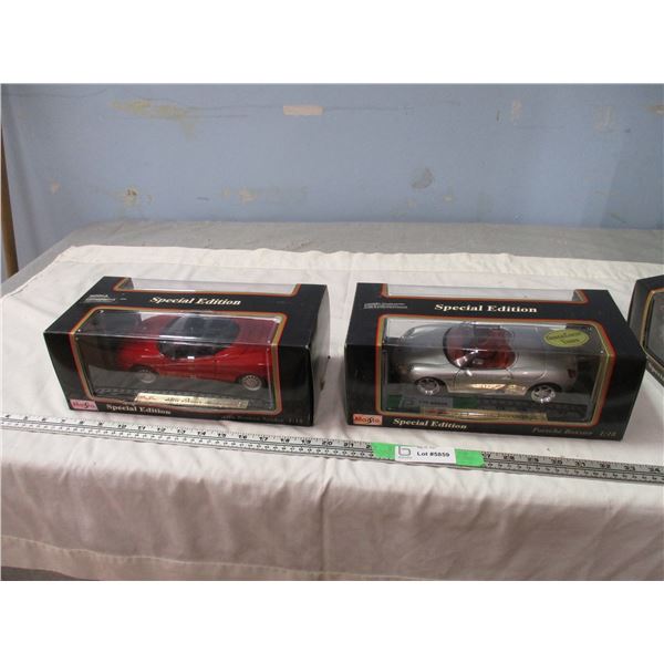 (2X THE MONEY) Maisto 1/18 Scale Porsche Boxster, Alfa Romeo Spider 1995