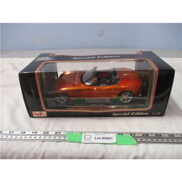 Maisto 1/18 Scale Dodge Concept Vehicle NIB
