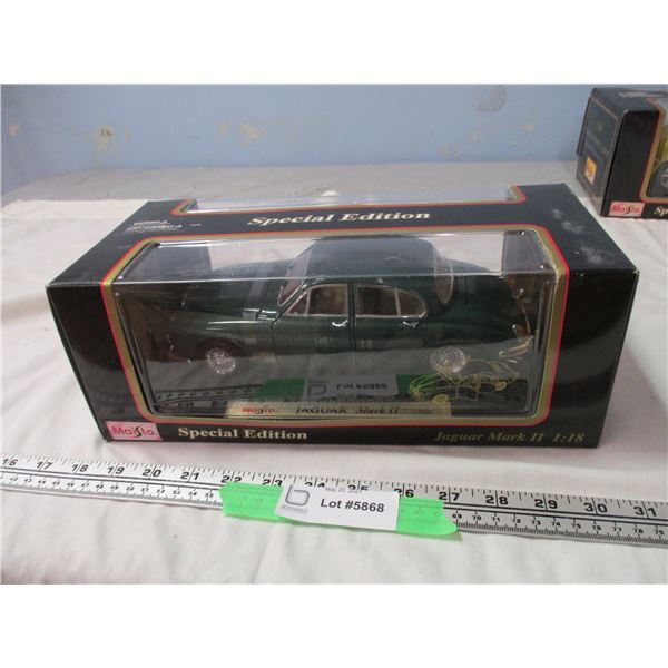 Maisto 1/18 Jaguar Mark #1959 (NIB)