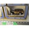 Image 2 : (2X THE MONEY) Ertl 1/43 32 Ford Roadster, 40 Woody Station Wagon (NIB)