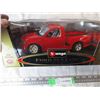 Image 2 : Burago 1/21 Ford SVT F150 Lightning 1999 (Front Tires Issues?)