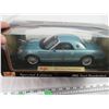 Image 3 : (2X THE MONEY) Maisto 1/18 2002 Ford Thunderbird and Thunderbird Show Car NIB