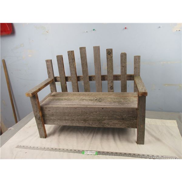Wooden Bench Made From Barn Wood (23 1/4" x 28")
