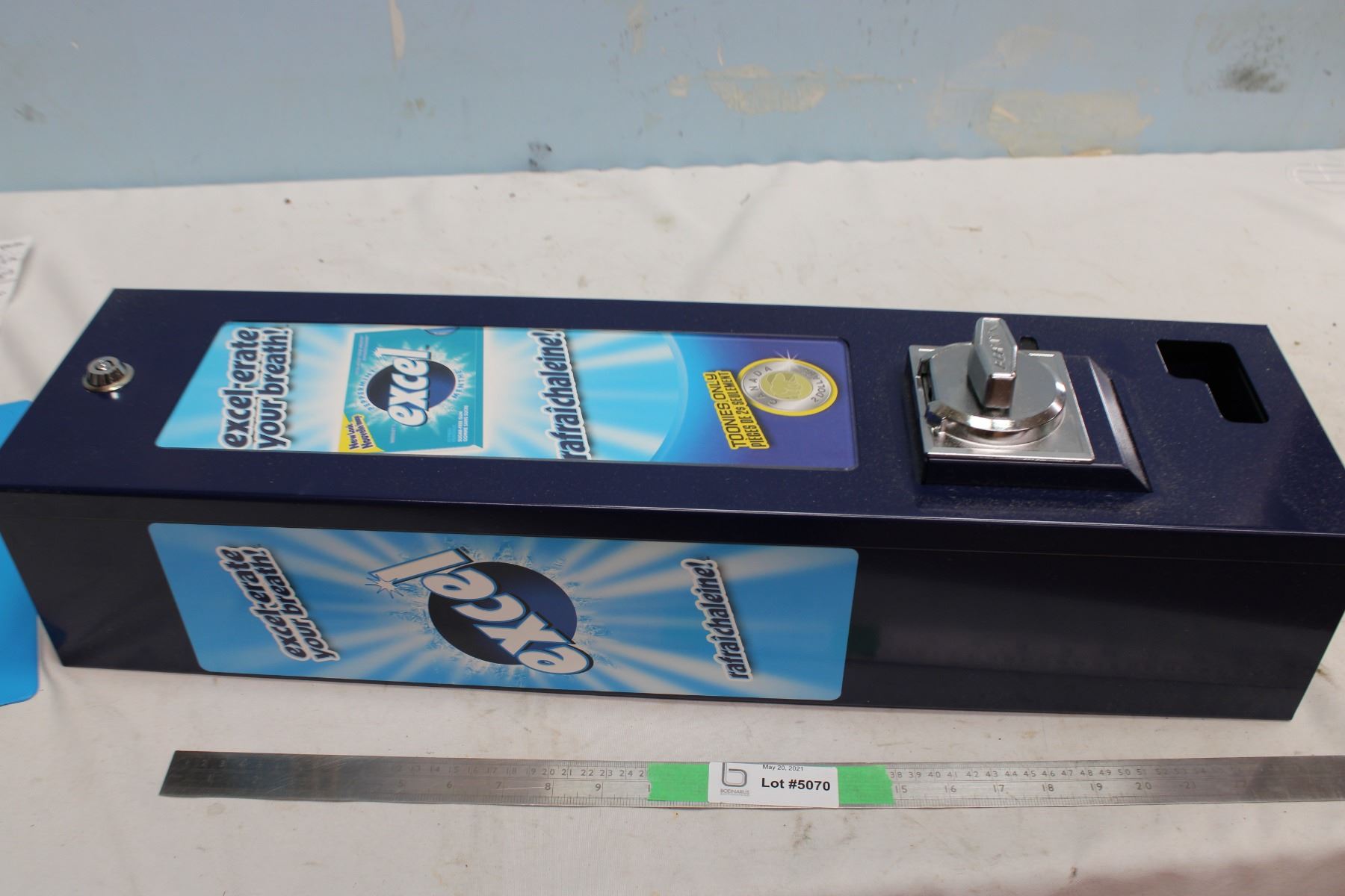 Excel Gum Dispenser With Keys 27" Tall 7" Wide