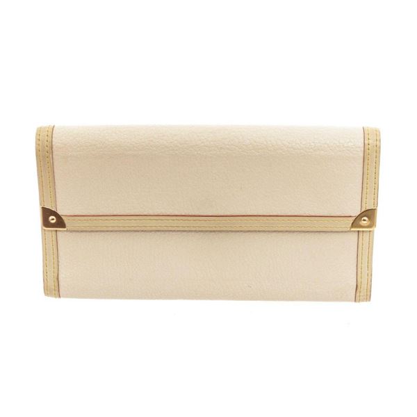 Louis Vuitton White Suhali Leather International Wallet