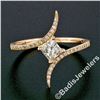 Image 2 : 18kt Rose Gold 0.60 ctw Princess and Round Diamond Bypass Ring