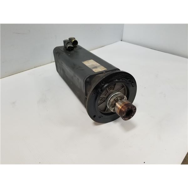 SIEMENS 1FT50660AG711 PERMANENT-MAGNET-MOTOR(BROKEN CONNECTOR)*SEE PICS FOR DETAILS*
