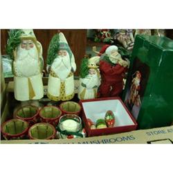 Box lot Santa figurines & candleholders