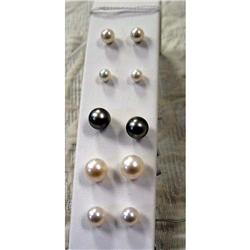 5 Pairs of Pearl Earrings