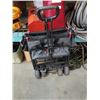 Image 7 : 4 wheel folding wagon