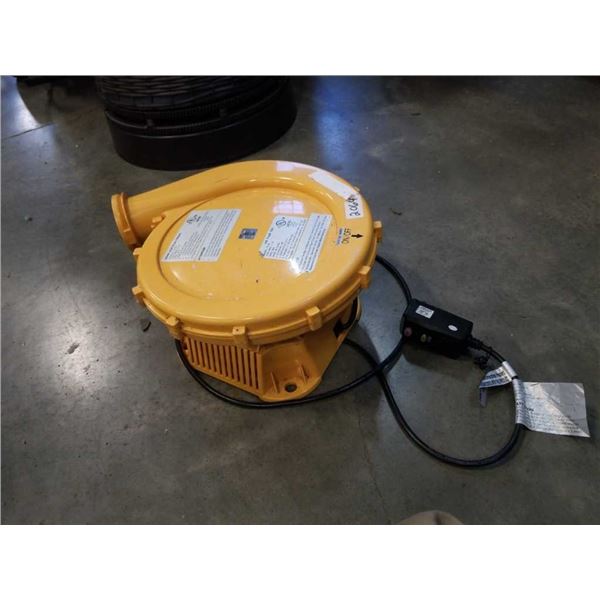 Yellow 2.7 amp bouncy house blower with reset switch working