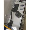Image 2 : WEISER FRONT DOOR PASSAGE SET - MISSING LOCK