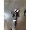 Image 2 : BUNDLE OF GOLF CLUBS