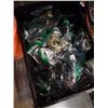 Image 2 : 2 crates of various power adapters