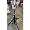 Image 1 : 2 PERFORMANCE SPEAKER STANDS