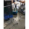 Image 2 : Chrome retail clothing rack
