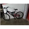 Image 1 : BLACK RED ROSS BIKE