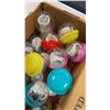 Image 3 : 30 NHL HOCKEY MINI MUGS IN CAPSULES