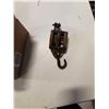 Image 3 : VINTAGE WOODEN BARN PULLEY W/ VINTAGE SMALL ANIMAL TRAP