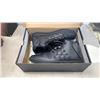 Image 2 : Size 11 and 1/2 Jordans Horizon shoes