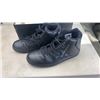 Image 3 : Size 11 and 1/2 Jordans Horizon shoes