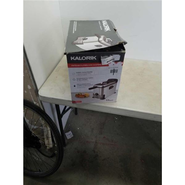 KALORIK 3 LITER DEEP FRYER WITH OIL FILTRATION