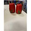 Image 2 : TOMATO CONDIMENT DISH SET - SALT AND PEPPERS, ETC