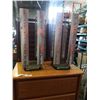 Image 1 : 2 metal swivel display racks