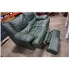 Image 8 : GREEN LEATHER RECLINER LOVESEAT 64 INCHES WIDE, 3 FOOT DEEP