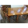 Image 3 : VINTAGE DRAWLEAF DINING TABLE WITH 2 CHAIRS - 42 x 42 inches 31 tall