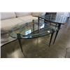 Image 4 : 2 MODERN GLASSTOP ENDTABLES - APPROX 28 X 30 INCH TOPS, 18 AND 21 INCHES TALL