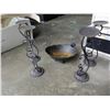 Image 2 : 4 decorative metal stands and cast iron bird bath