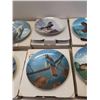 Image 3 : BRADFORD EXCHANGE MAJESTIC BIRDS 8 COLLECTOR PLATE SET