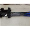 Image 5 : 2 wildcat recurve 20lb pull bows with 5 target arrows, arm sleeve and hardcase